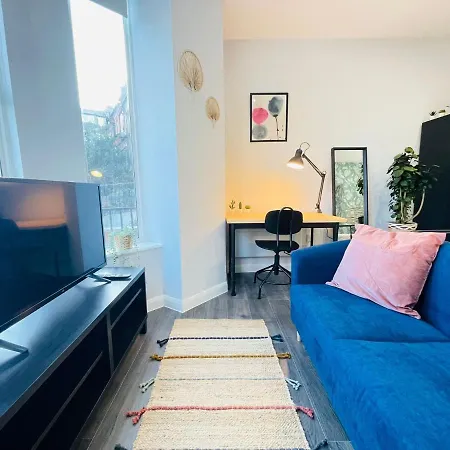 Apartment Hackney By Sleepy