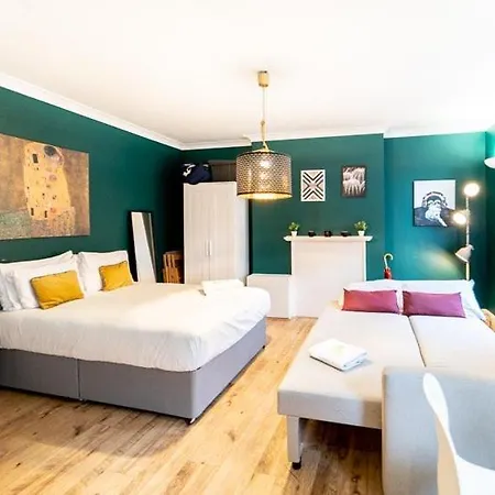 ［olympia Museums Kensington］studio In * London