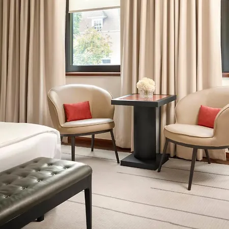 The Halkin 5*