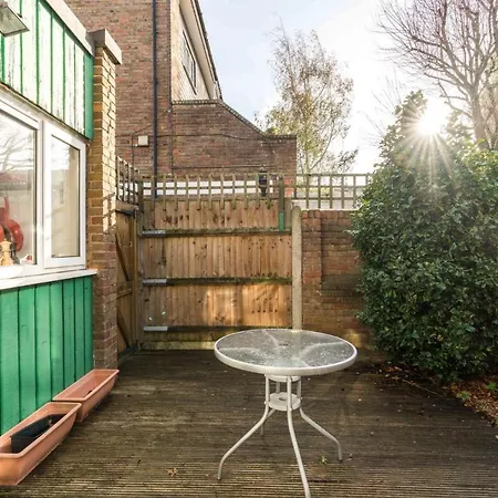 Apartment Super 1bd Garden Flat Islington