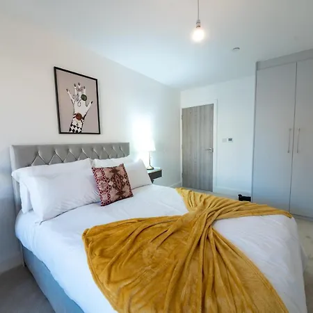Lux 2 Bedrooms - 2 Bathrooms - F7 Apartment *