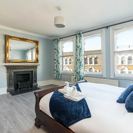 Immaculate 3bd House In Parson Green Fulham *