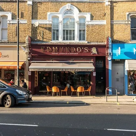 Immaculate 3bd House In Parson Green Fulham