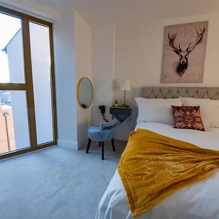 Lux 2 Bedrooms - 2 Bathrooms - F7 Apartment *