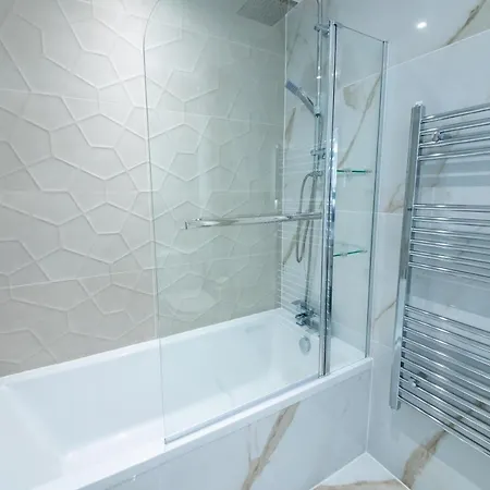 Lux 2 Bedrooms - 2 Bathrooms - F7 Apartment