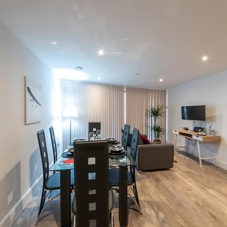 Lux 2 Bedrooms - 2 Bathrooms - F7 Apartment
