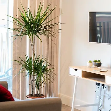 Lux 2 Bedrooms - 2 Bathrooms - F7 London