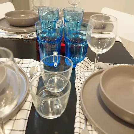 3 Bed 2 Bath * London