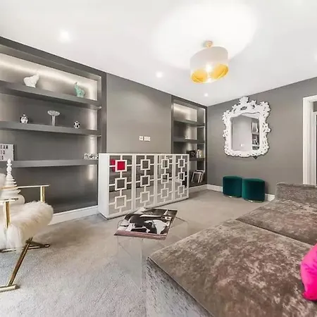 Location In - Kings Road 3-bed With Terrace, Ac & Netflix *