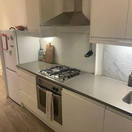 Lovely 2-bed With Patio Near Camden * London
