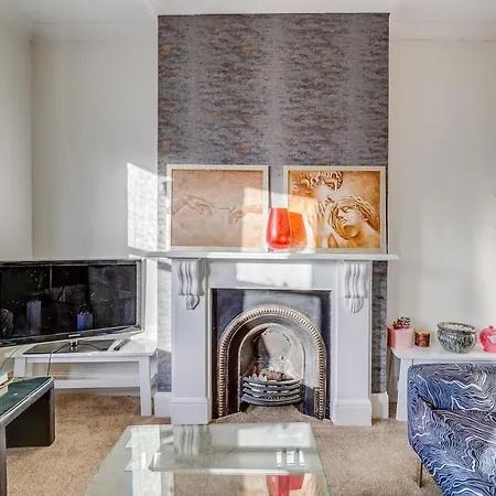 Apartment Lovely Place, Perfect For Family And Business Travellers Ideally Located Between The Commons