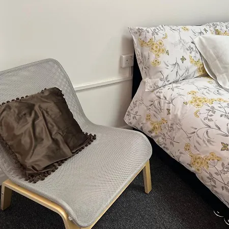 Mj Service - With Skyline View Close To Tube Station - Apartment