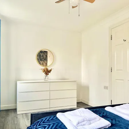 Last-minute Secure L Exclusive Deals On 2 Double Bedrooms - Weekly & Monthly - Sleeps 6 Lhofin Short Lets & Serviced * Londres