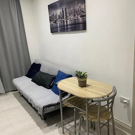 Apartment 424 Edgwar Road