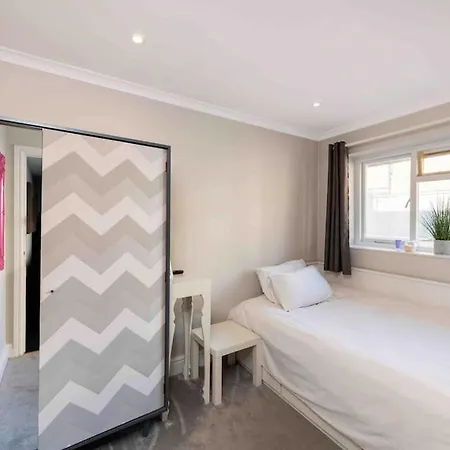 Apartment Location In - Kings Road 3-bed With Terrace, Ac & Netflix London