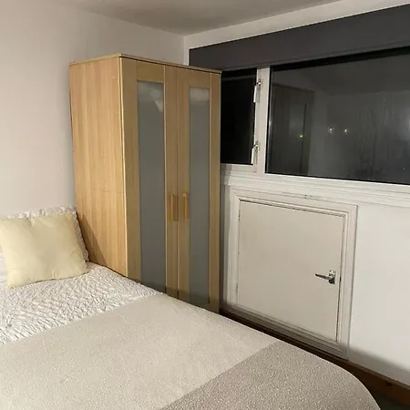 Balham, South Spacious 6, 6 Available * London