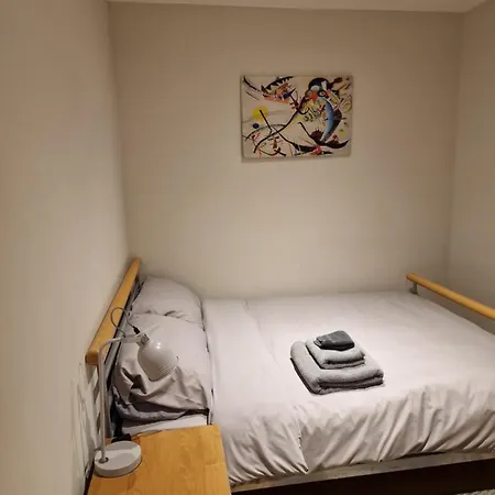 Muswell Hill Free Parking Homestay