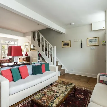 Charming 2bd Garden House - Hammersmith *