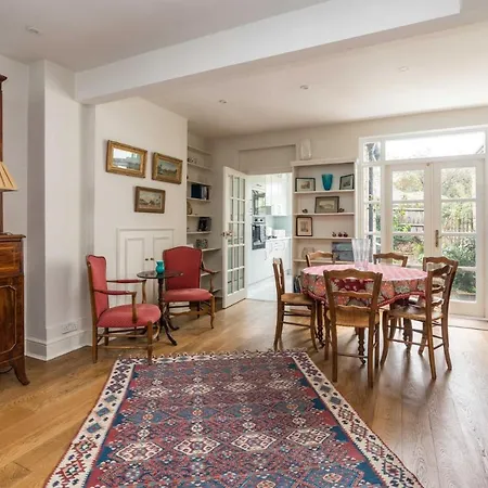 Charming 2bd Garden House - Hammersmith
