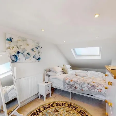 Beautiful Two Bedroom In Honor Oak