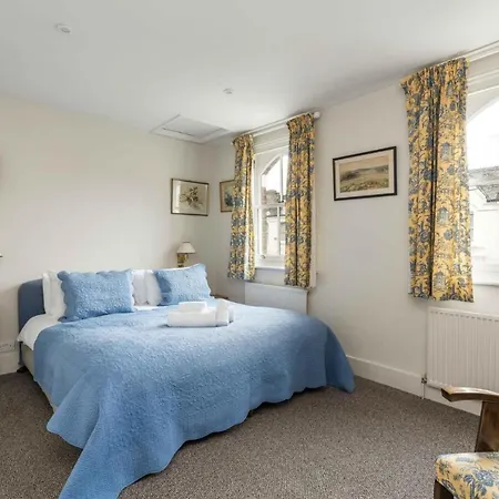 Charming 2bd Garden House - Hammersmith * London