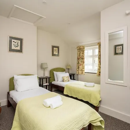 Holiday home Charming 2bd Garden House - Hammersmith *
