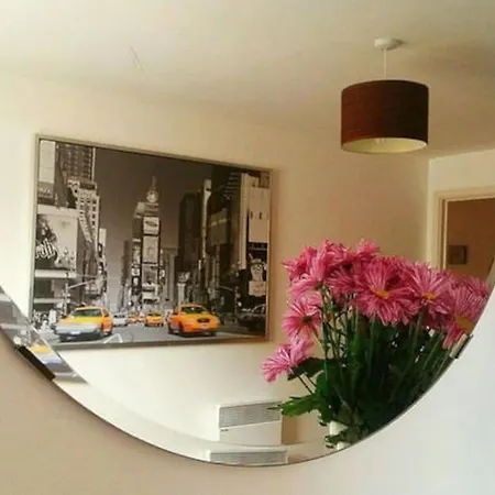1 Bedroom Stylish In Zone 2 Close To Center - Whole Apartment London