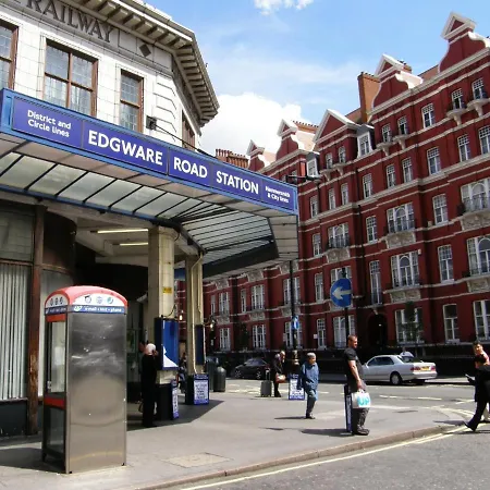 Homestay Double In Paddington ,london, 1 Step To Station, Private #room Name Is London# London