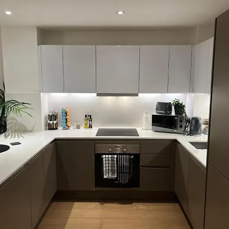 Apartment Beautiful In Wembley