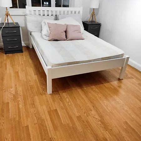 Lejlighed Pinner Apartments *