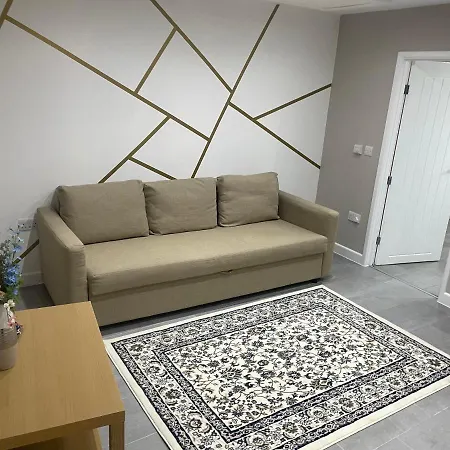 One Bedroom Apartment