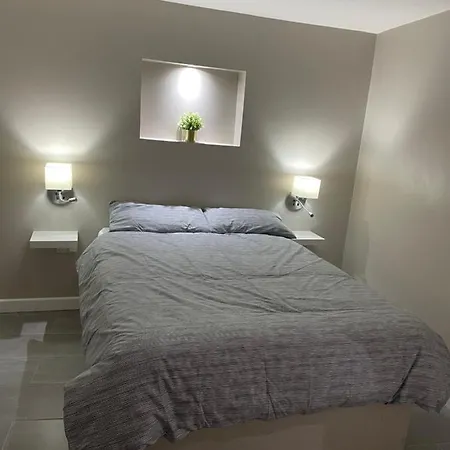 Apartment One Bedroom Goodmayes