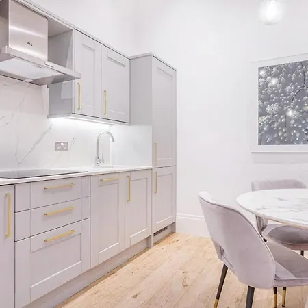Apartment Royal Kensington In Cromwell Road London