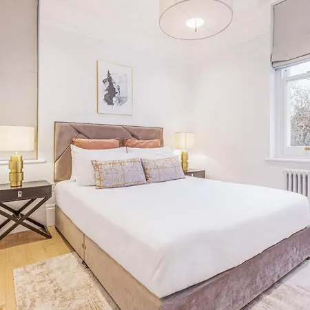 Apartment Royal Kensington In Cromwell Road