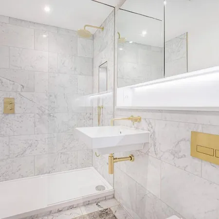 Royal Kensington In Cromwell Road * Londyn