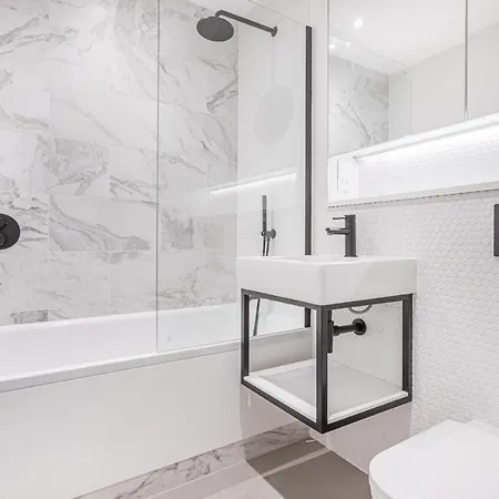 Royal Kensington - Premium 2 Bed London