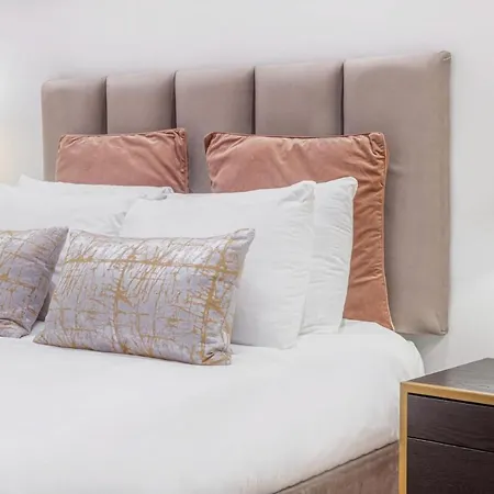 Royal Kensington In Cromwell Road * Londyn