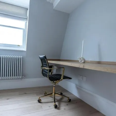 Apartment Royal Kensington In Cromwell Road *