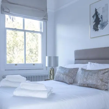 Royal Kensington In Cromwell Road London