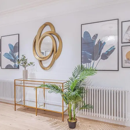 Royal Kensington In Cromwell Road London
