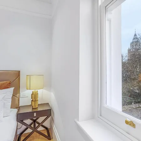 Apartment Royal Kensington In Cromwell Road London