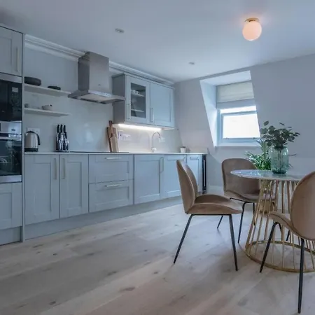 Royal Kensington In Cromwell Road Apartment *
