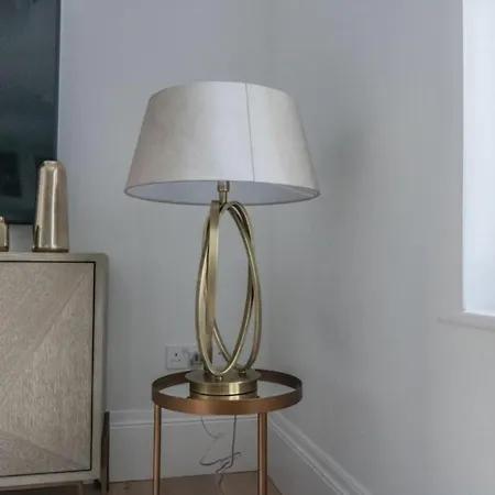 Royal Kensington - Premium 2 Bed