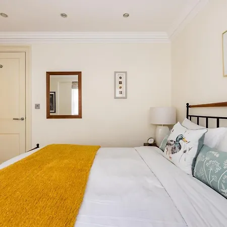 Apartment The Paddington Hideout - Amazing 2bdr Flat With Patio *