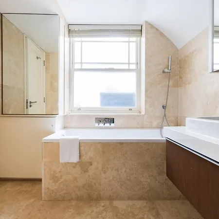 The Paddington Hideout - Amazing 2bdr Flat With Patio Apartment London