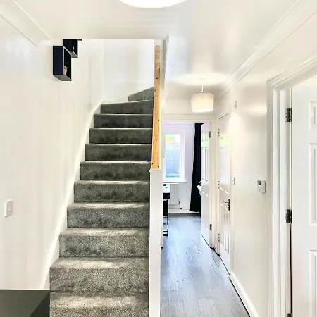 Last-minute Secure L Exclusive Deals On 2 Double Bedrooms - Weekly & Monthly - Sleeps 6 Lhofin Short Lets & Serviced Londres