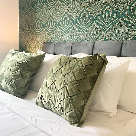 Last-minute Secure L Exclusive Deals On 2 Double Bedrooms - Weekly & Monthly - Sleeps 6 Lhofin Short Lets & Serviced * Londres
