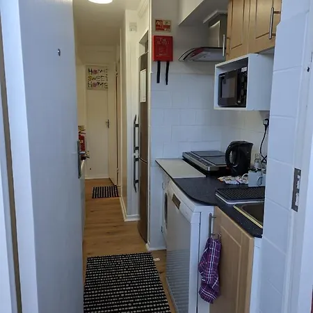 Beautiful Independent In Uk * Londres