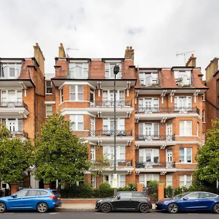 Luxury Specious In Central *
