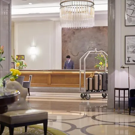 Otel Corinthia Londra